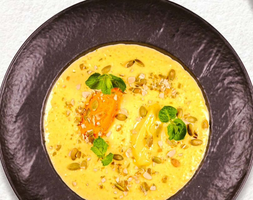 Каша пшенная с тыквой и соусом англез