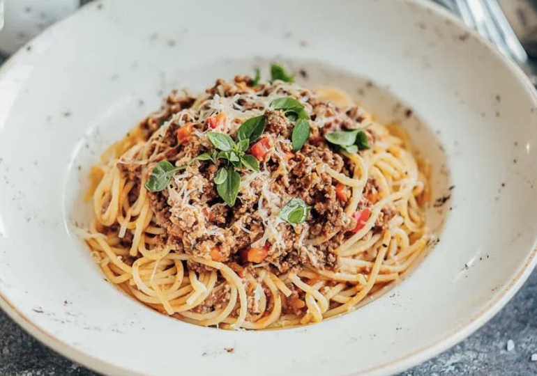 Спагетти болоньезе