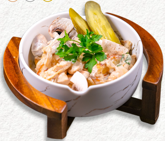 Бефстроганов с курицей